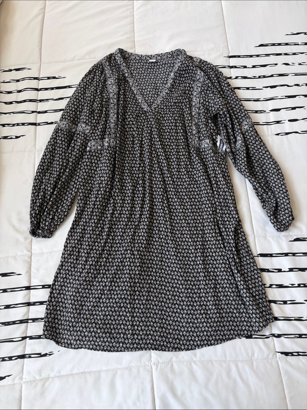 Old Navy Black and White Patterned Midi Dress